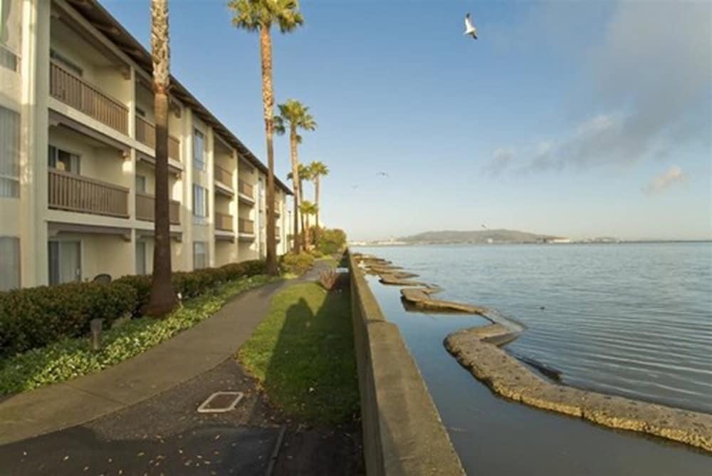 Vagabond Inn Executive Sfo Burlingame Exterior photo